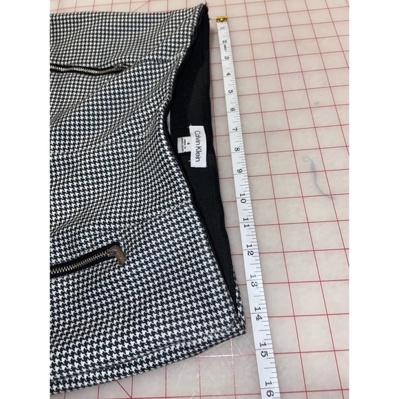 Calvin Klein Tummy Control Houndstooth Skinny Ponte Pant - Picture 7 of 11